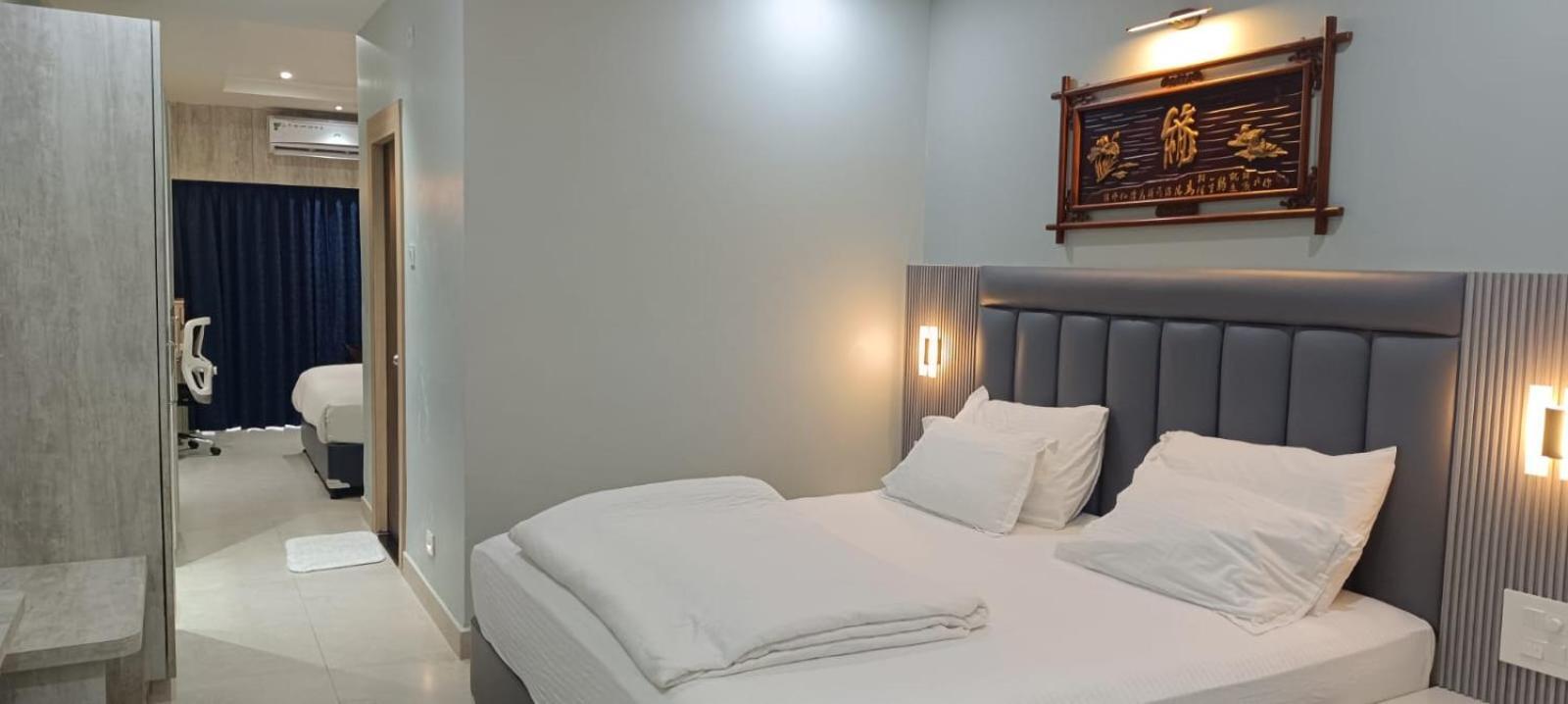 Hotel Lee Garden Near To Blue Flag Beach 500 Mtrs Puri Kültér fotó